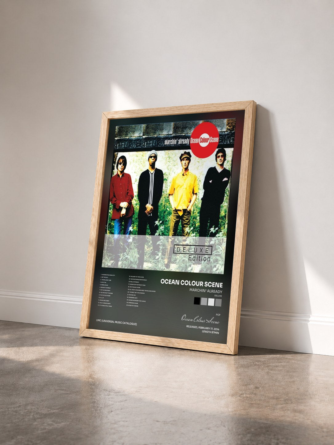 #bois Tableau de l'album Marchin' Already (Deluxe) de Ocean Colour Scene vu de trois quarts, cadre en bois brut