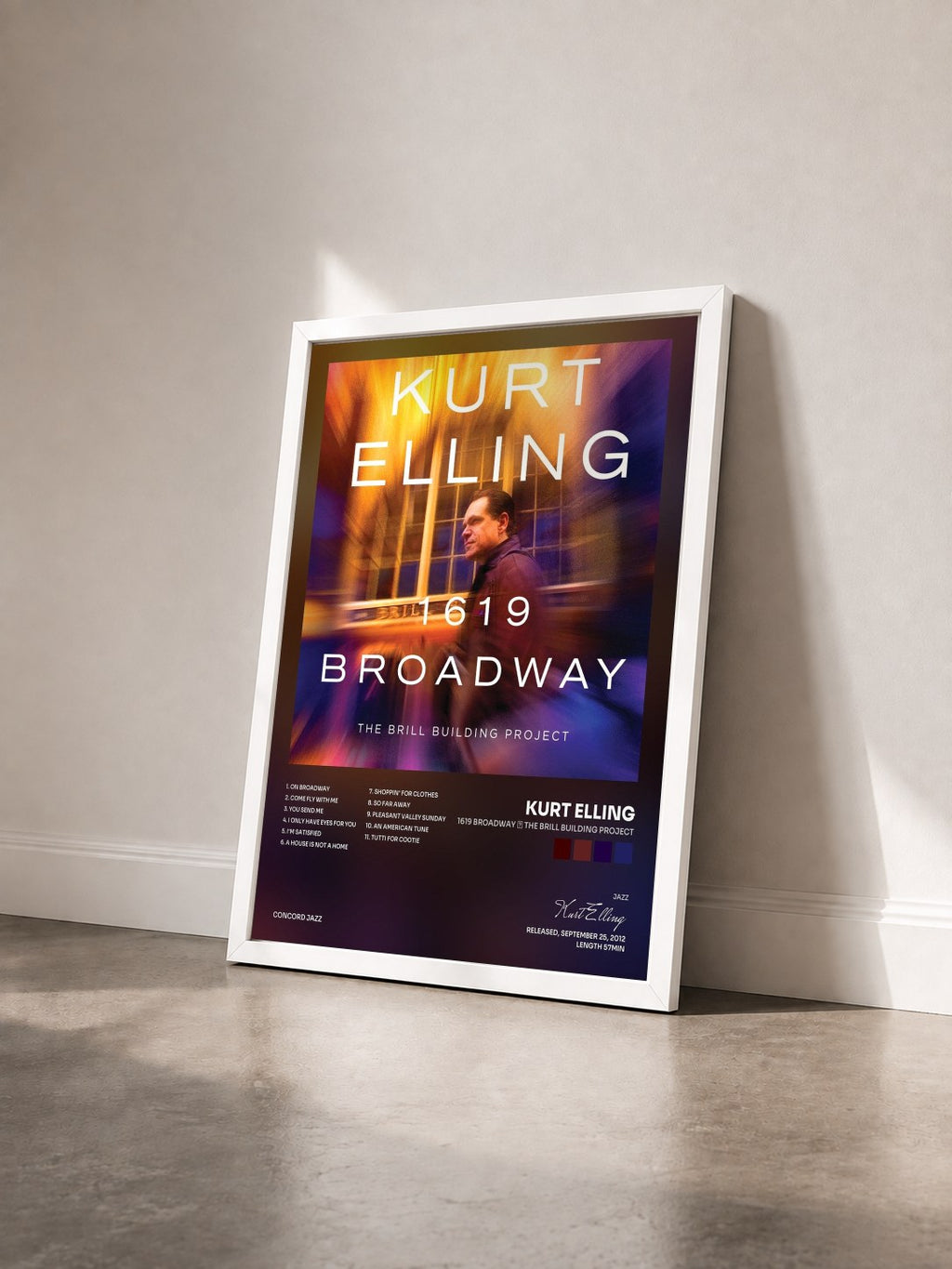 #blanc Tableau de l'album 1619 Broadway ‒ The Brill Building Project de Kurt Elling vu de trois quarts, cadre blanc