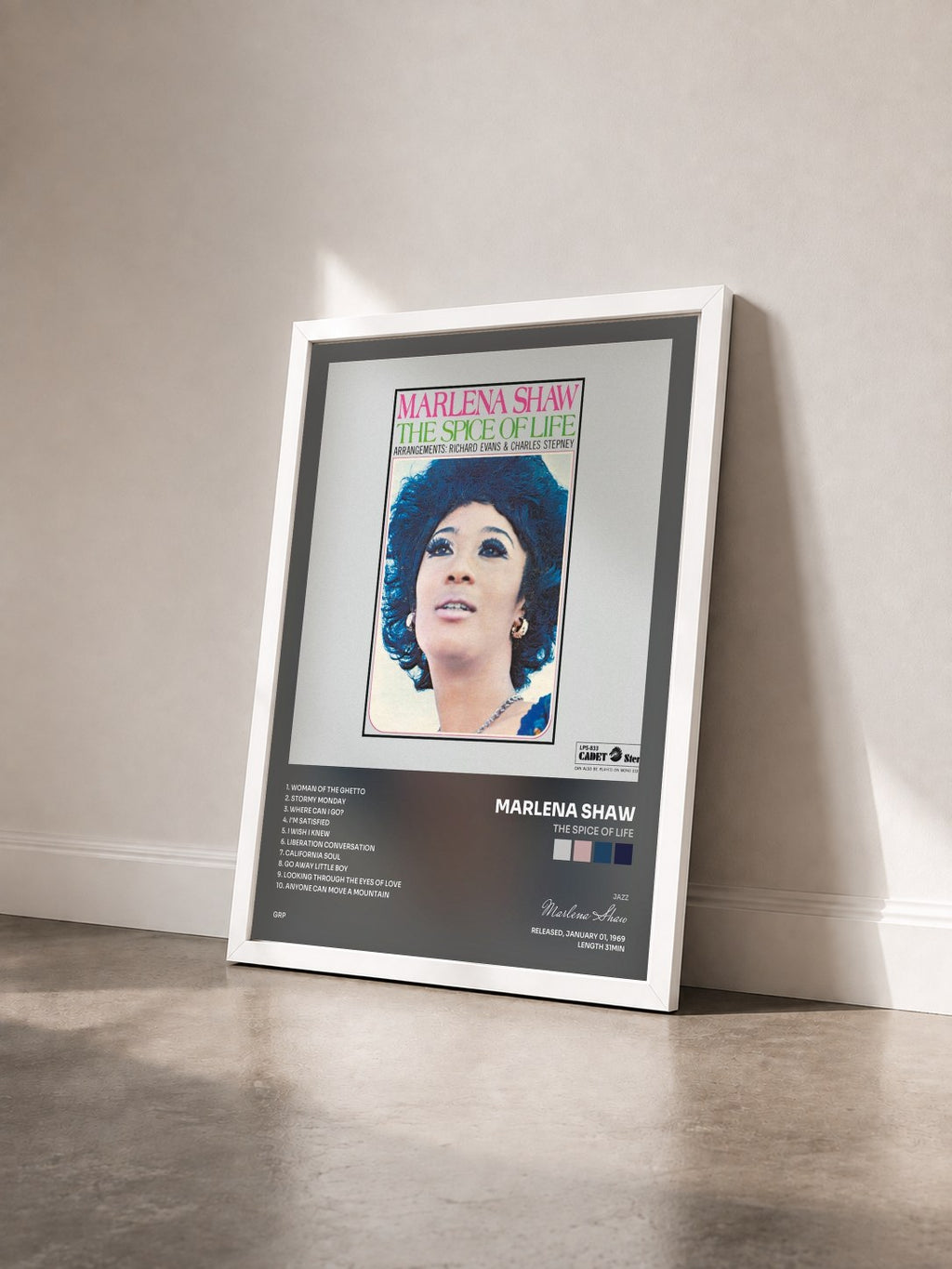 #blanc Tableau de l'album The Spice Of Life de Marlena Shaw vu de trois quarts, cadre blanc