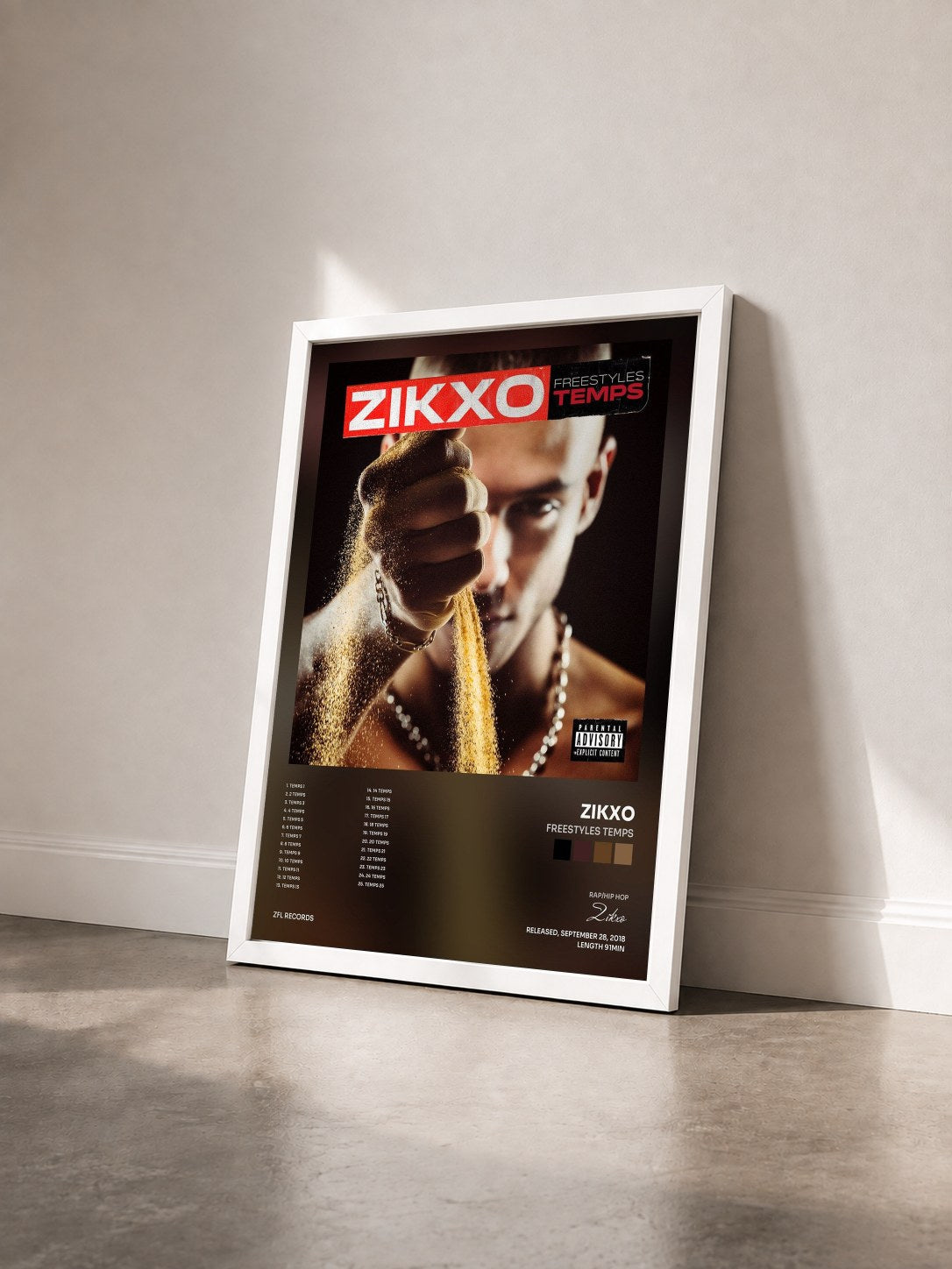 #blanc Tableau de l'album Freestyles Temps de Zikxo vu de trois quarts, cadre blanc