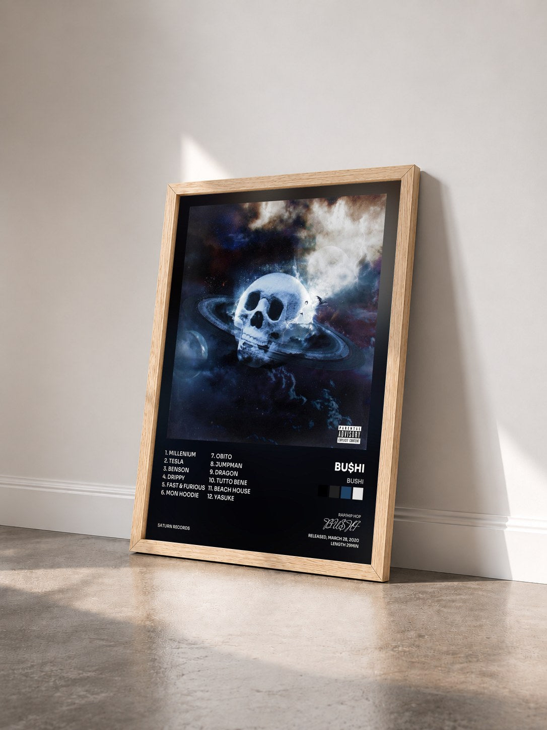 #bois Tableau de l'album Bushi de BU$HI vu de trois quarts, cadre en bois brut