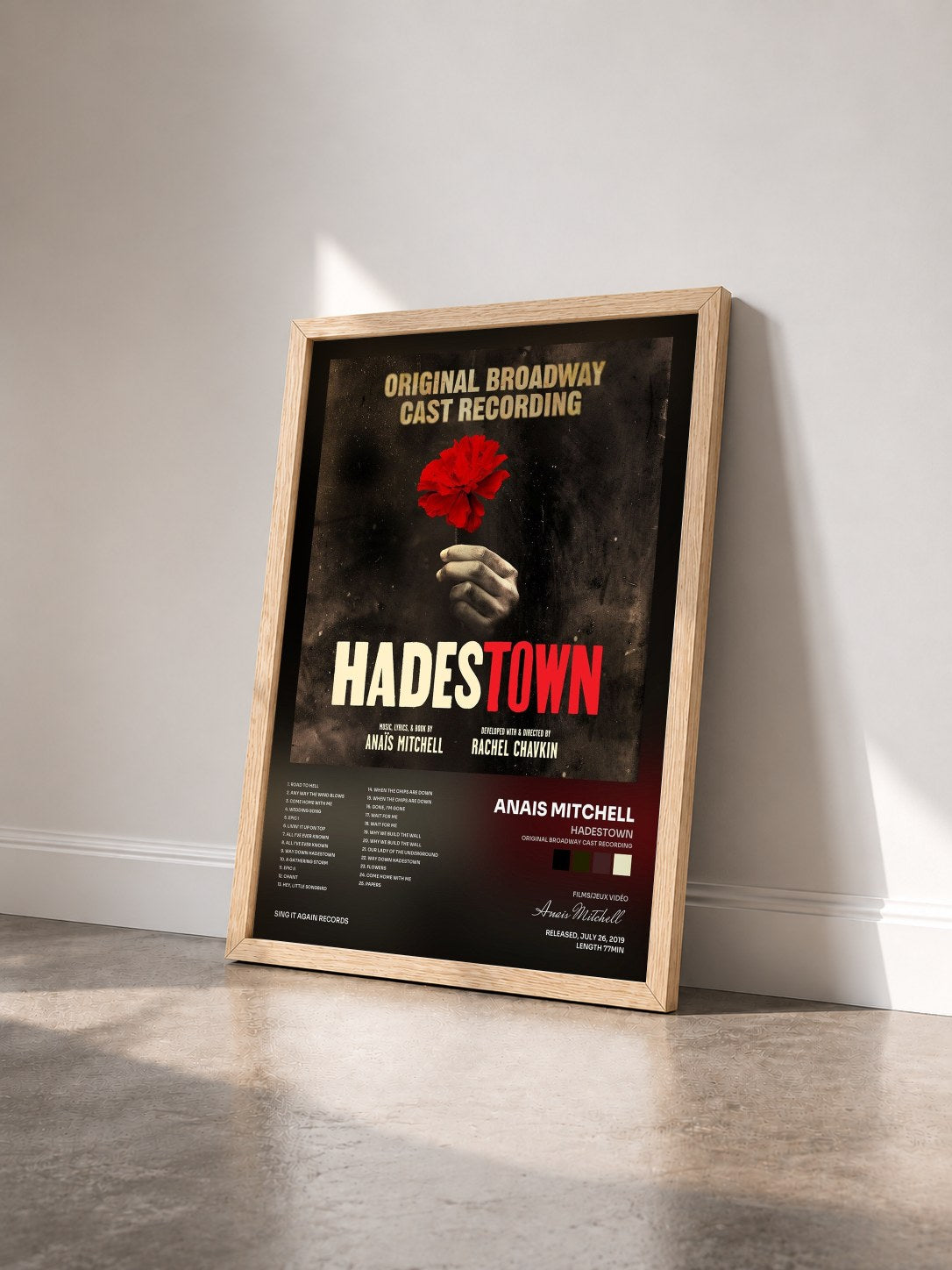 #bois Tableau de l'album Hadestown (Original Broadway Cast Recording) de Anais Mitchell vu de trois quarts, cadre en bois brut