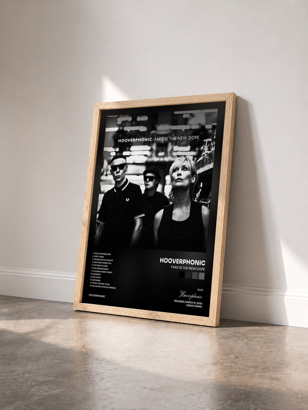 #bois Tableau de l'album Fake Is The New Dope de Hooverphonic vu de trois quarts, cadre en bois brut