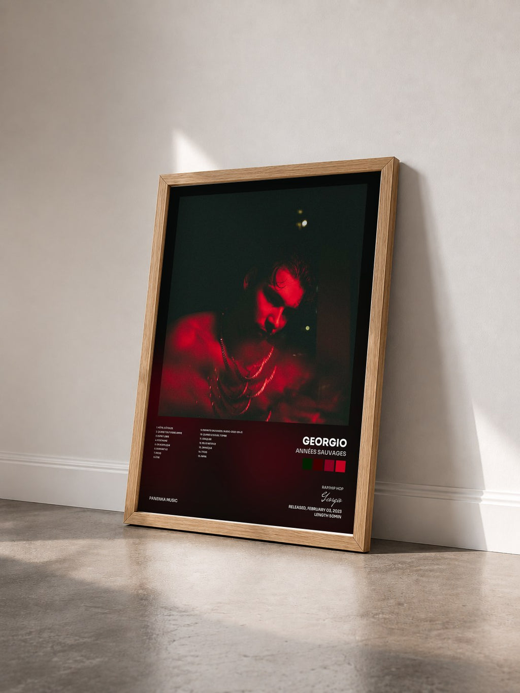 #bois Tableau de l'album Années Sauvages de Georgio vu de trois quarts, cadre en bois brut