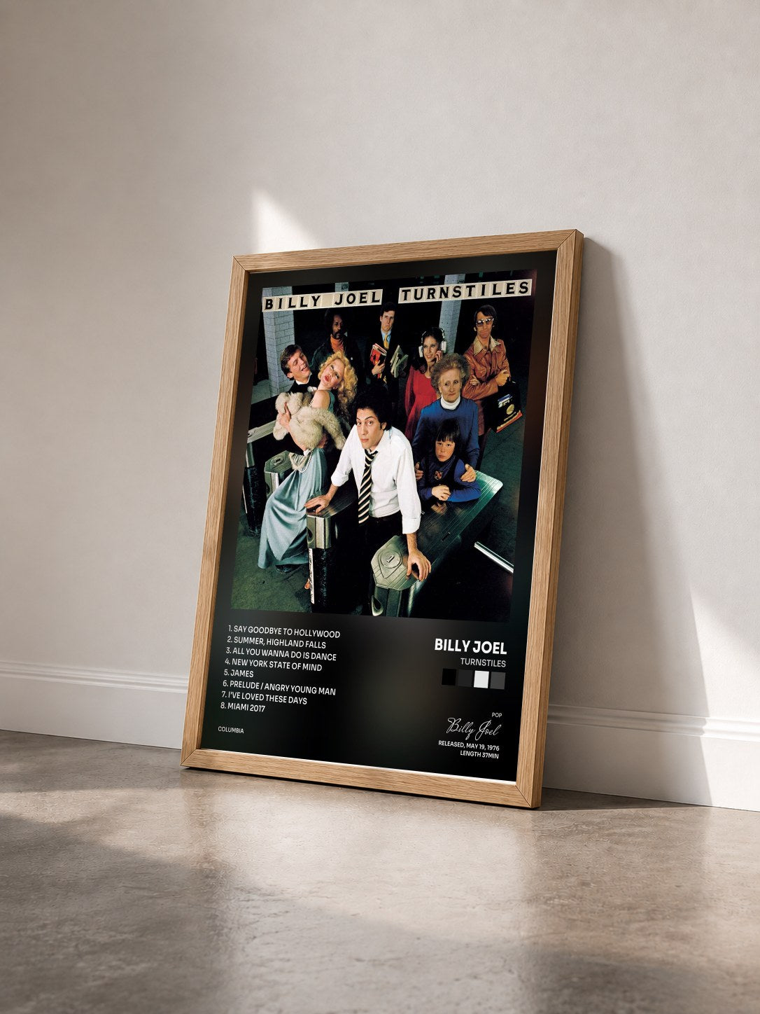 #bois Tableau de l'album Turnstiles de Billy Joel vu de trois quarts, cadre en bois brut