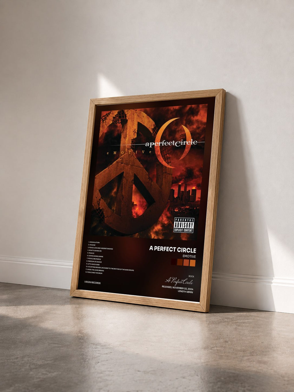 #bois Tableau de l'album eMOTIVe de A Perfect Circle vu de trois quarts, cadre en bois brut