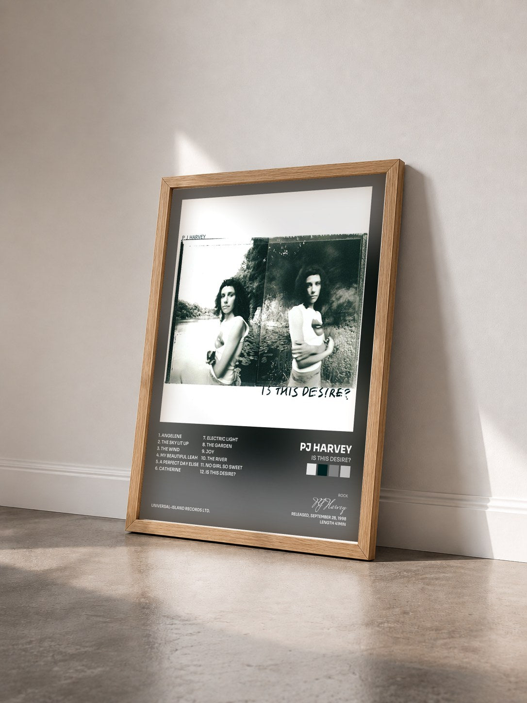 #bois Tableau de l'album Is This Desire? de PJ Harvey vu de trois quarts, cadre en bois brut