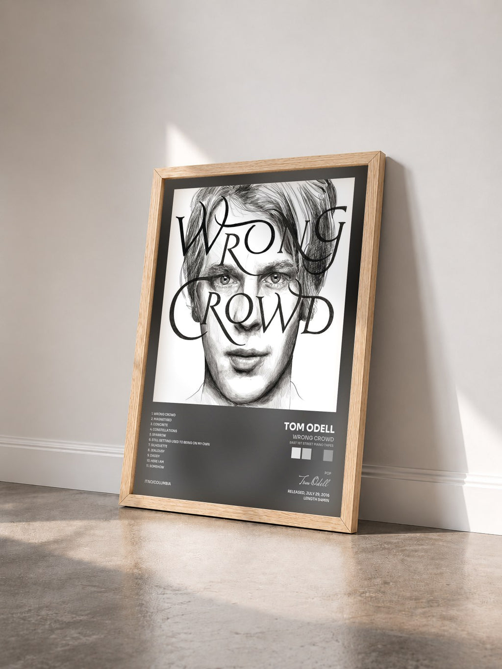 #bois Tableau de l'album Wrong Crowd (East 1st Street Piano Tapes) de Tom Odell vu de trois quarts, cadre en bois brut