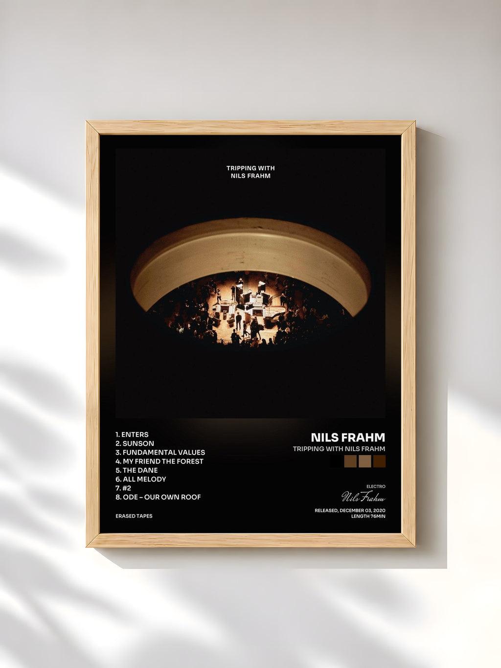 #bois Tableau de l'album Tripping with Nils Frahm de Nils Frahm, cadre en bois brut, imprimé et encadré en France