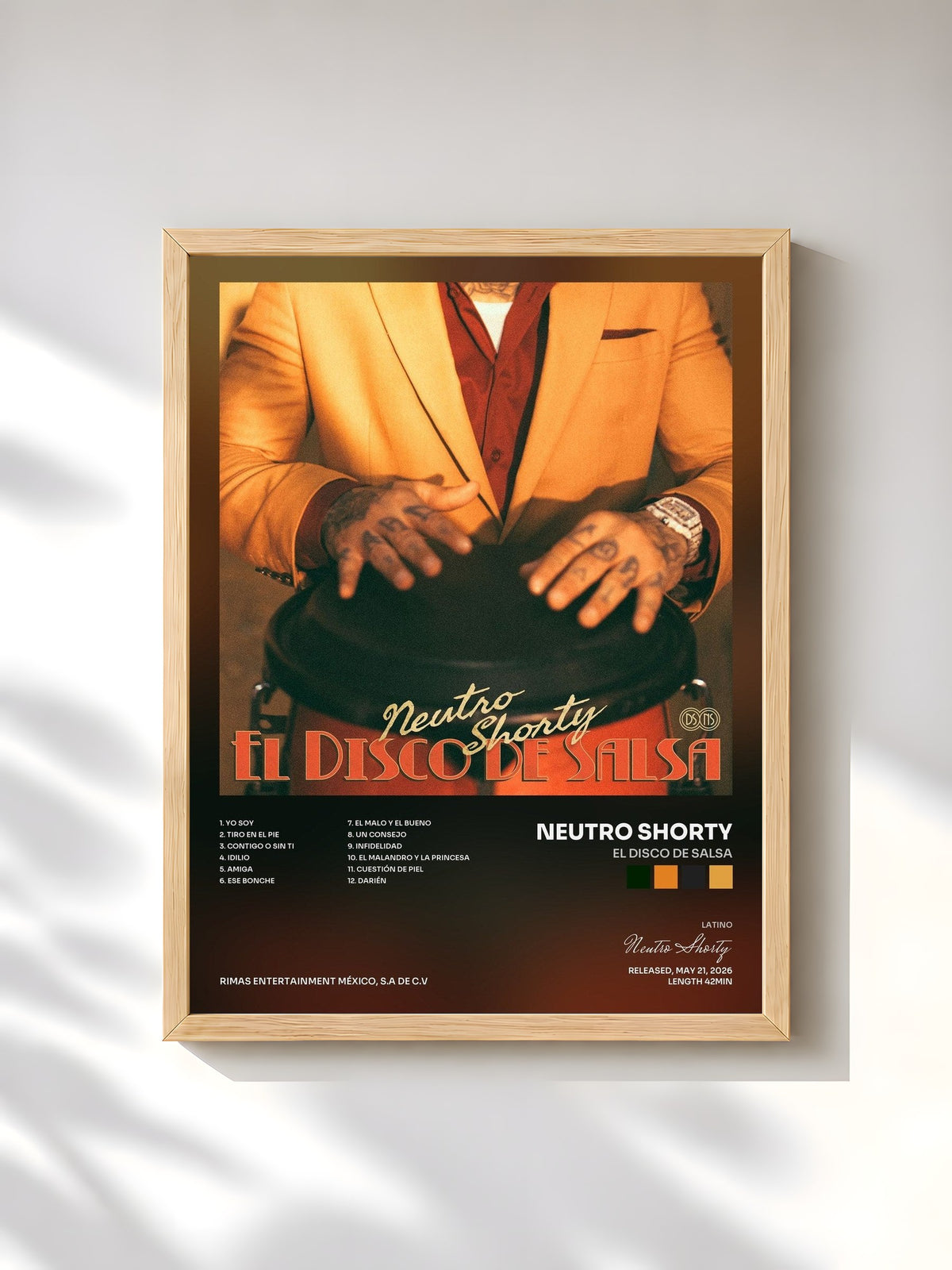 #bois Tableau de l'album El Disco de Salsa de Neutro Shorty, cadre en bois brut, imprimé et encadré en France