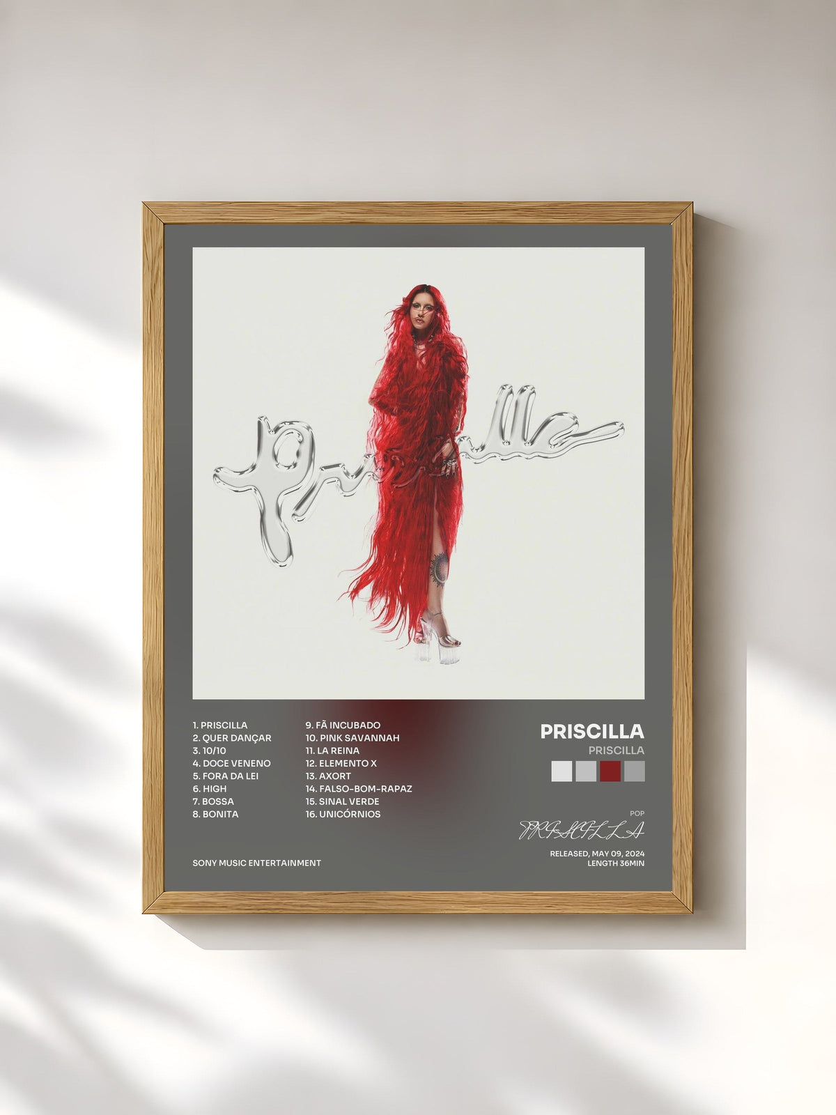 #bois Tableau de l'album PRISCILLA de PRISCILLA, cadre en bois brut, imprimé et encadré en France