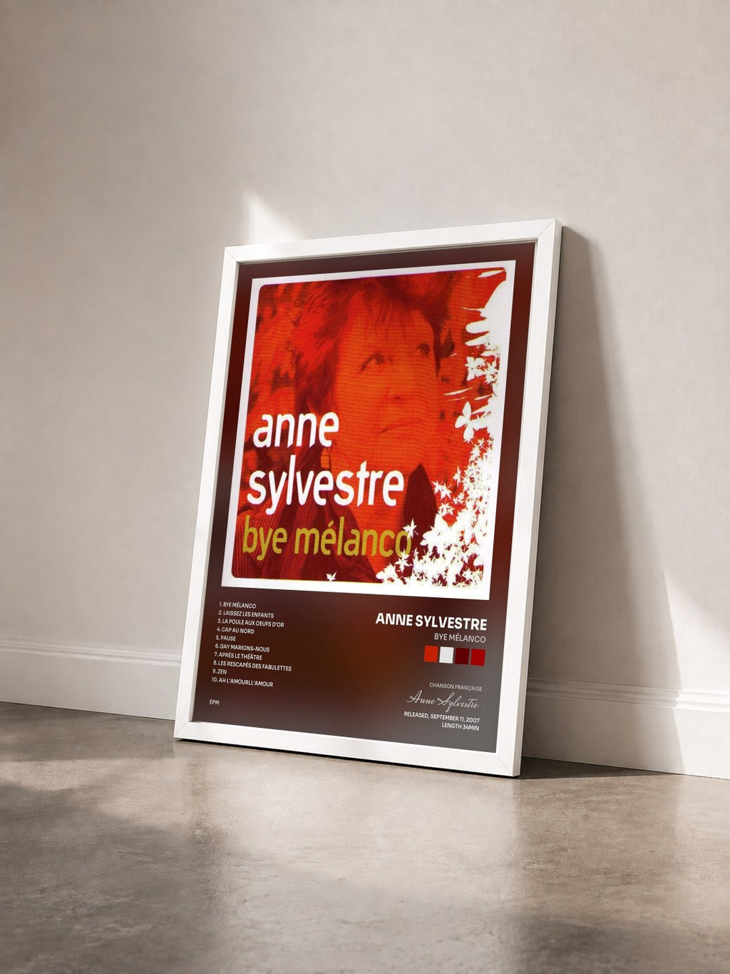 #blanc Tableau de l'album Bye mélanco de Anne Sylvestre vu de trois quarts, cadre blanc