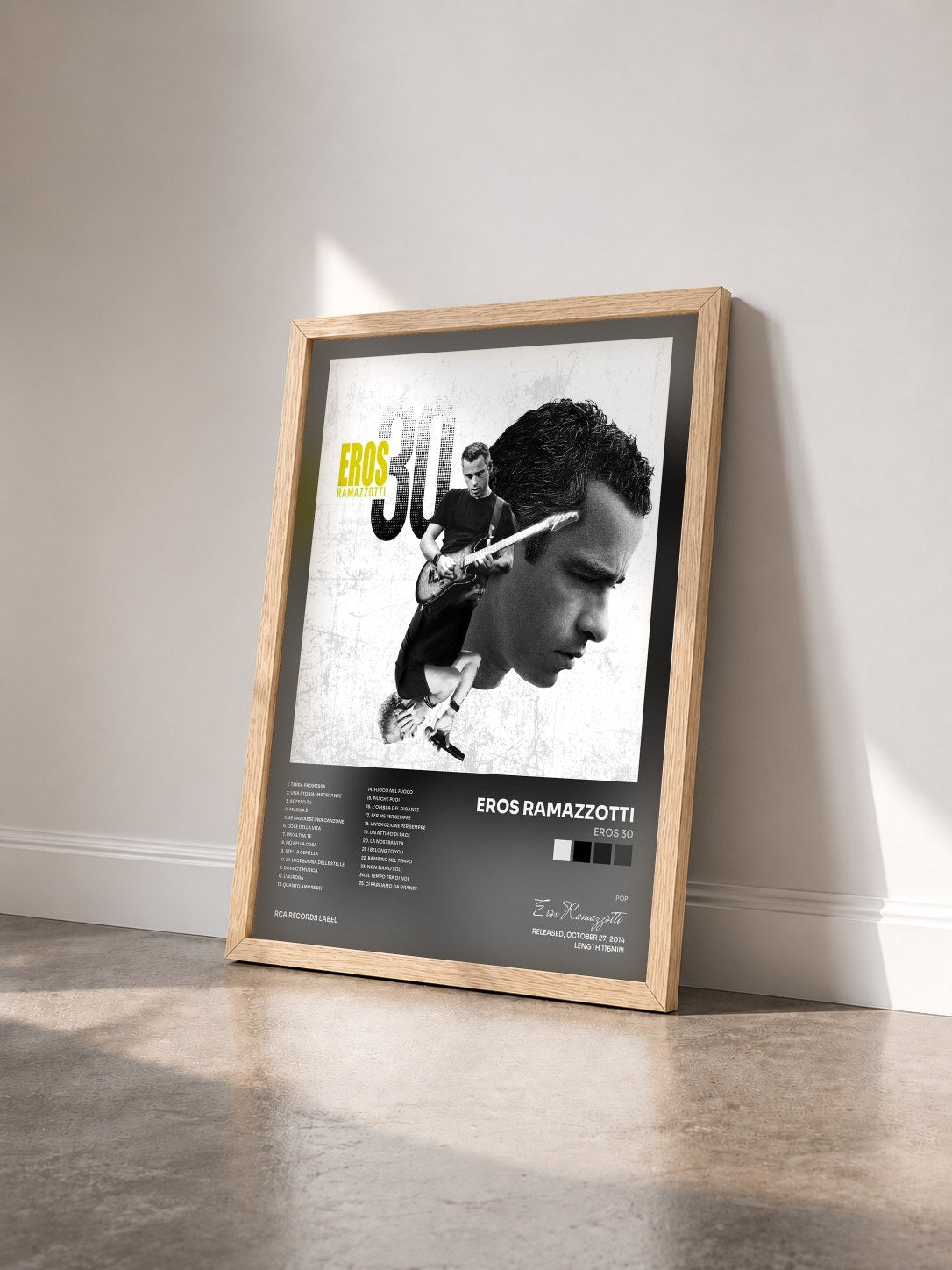 #bois Tableau de l'album Eros 30 de Eros Ramazzotti vu de trois quarts, cadre en bois brut