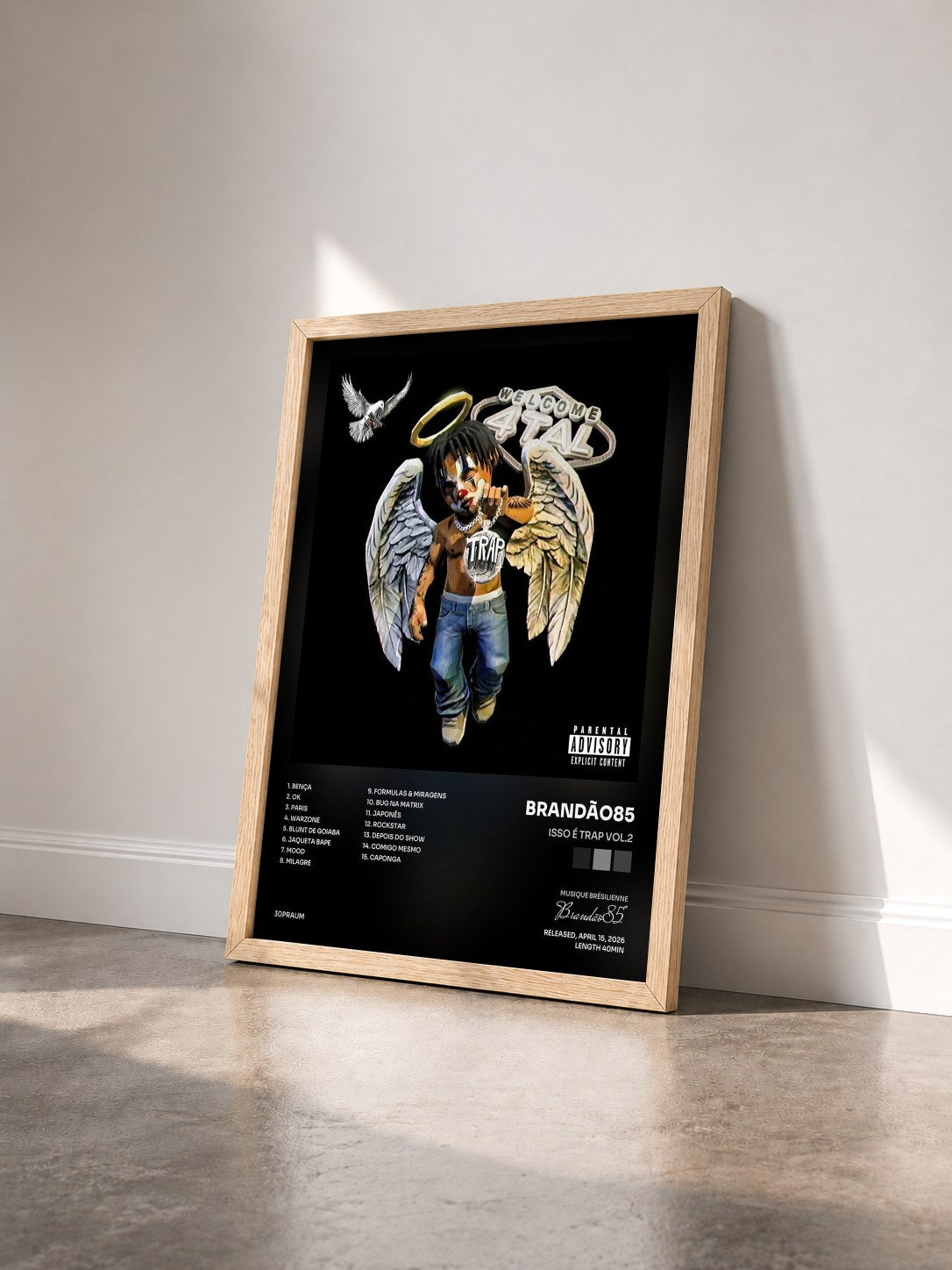 #bois Tableau de l'album ISSO É TRAP VOL.2 de Brandão85 vu de trois quarts, cadre en bois brut