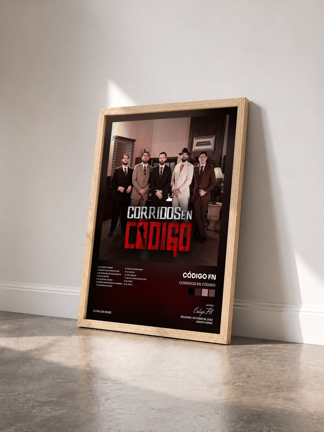 #bois Tableau de l'album Corridos En Código de Código FN vu de trois quarts, cadre en bois brut