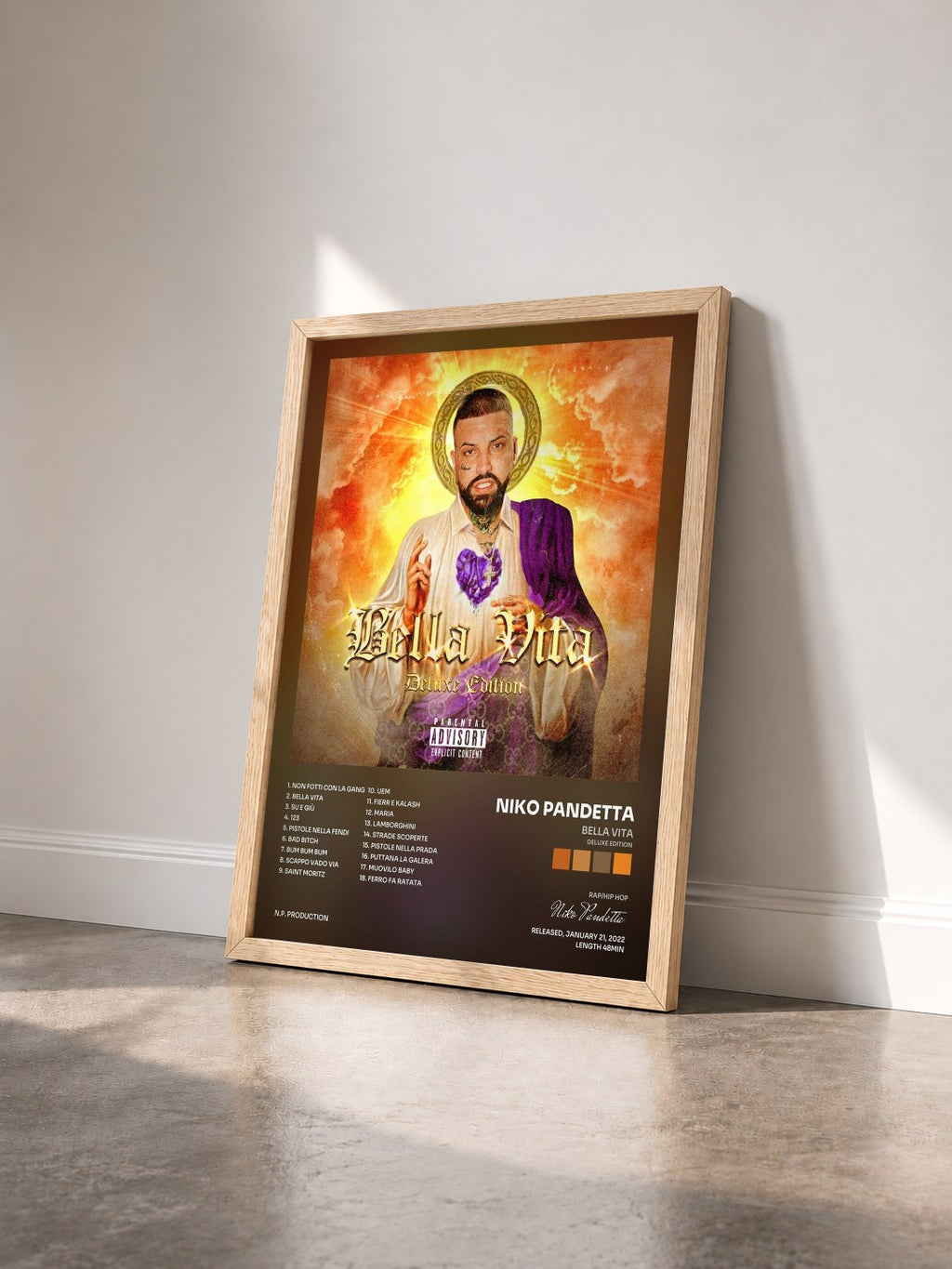 #bois Tableau de l'album BELLA VITA (Deluxe Edition) de Niko Pandetta vu de trois quarts, cadre en bois brut