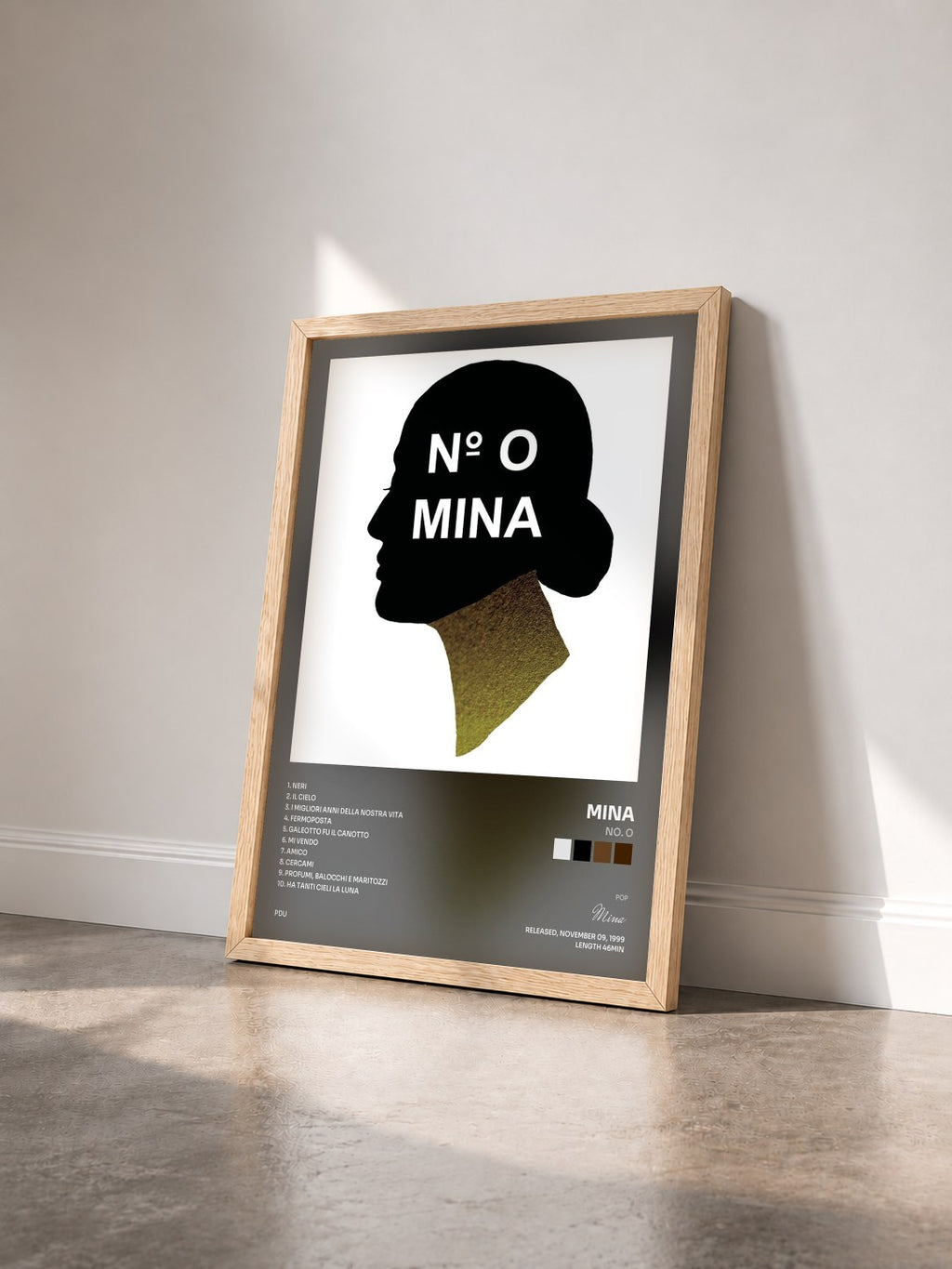 #bois Tableau de l'album No. O de Mina vu de trois quarts, cadre en bois brut