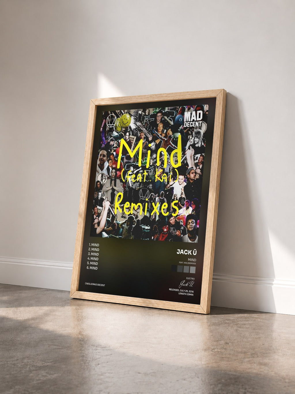 #bois Tableau de l'album Mind (feat. Kai) (Remixes) de Jack Ü vu de trois quarts, cadre en bois brut