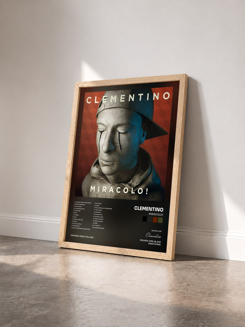 #bois Tableau de l'album Miracolo! de Clementino vu de trois quarts, cadre en bois brut