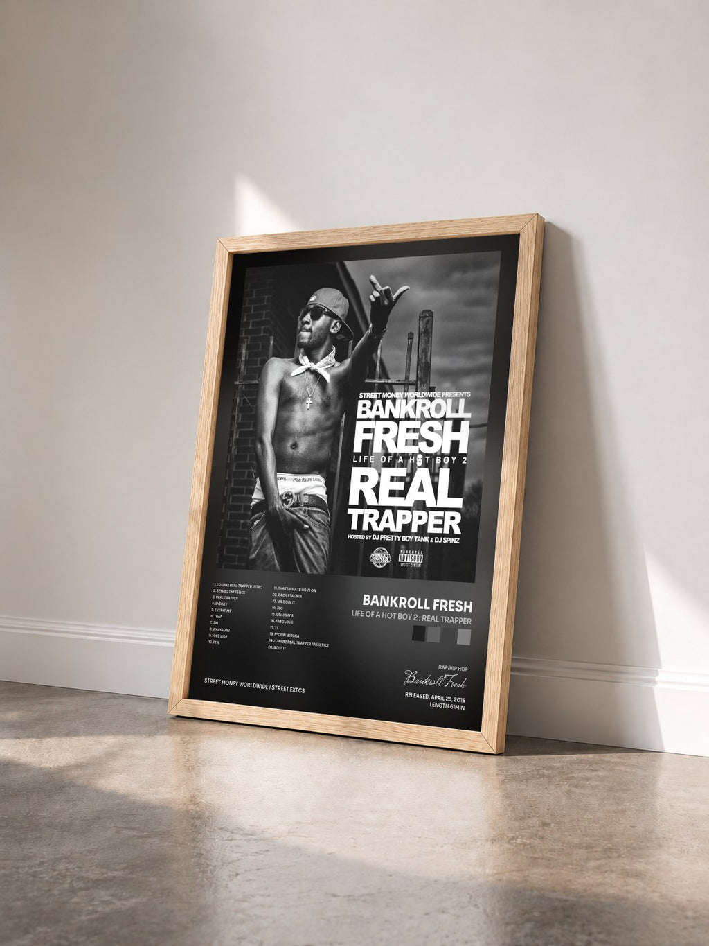 #bois Tableau de l'album Life Of A Hot Boy 2 : Real Trapper de Bankroll Fresh vu de trois quarts, cadre en bois brut