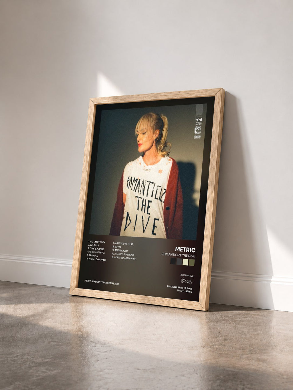 #bois Tableau de l'album Romanticize The Dive de Metric vu de trois quarts, cadre en bois brut