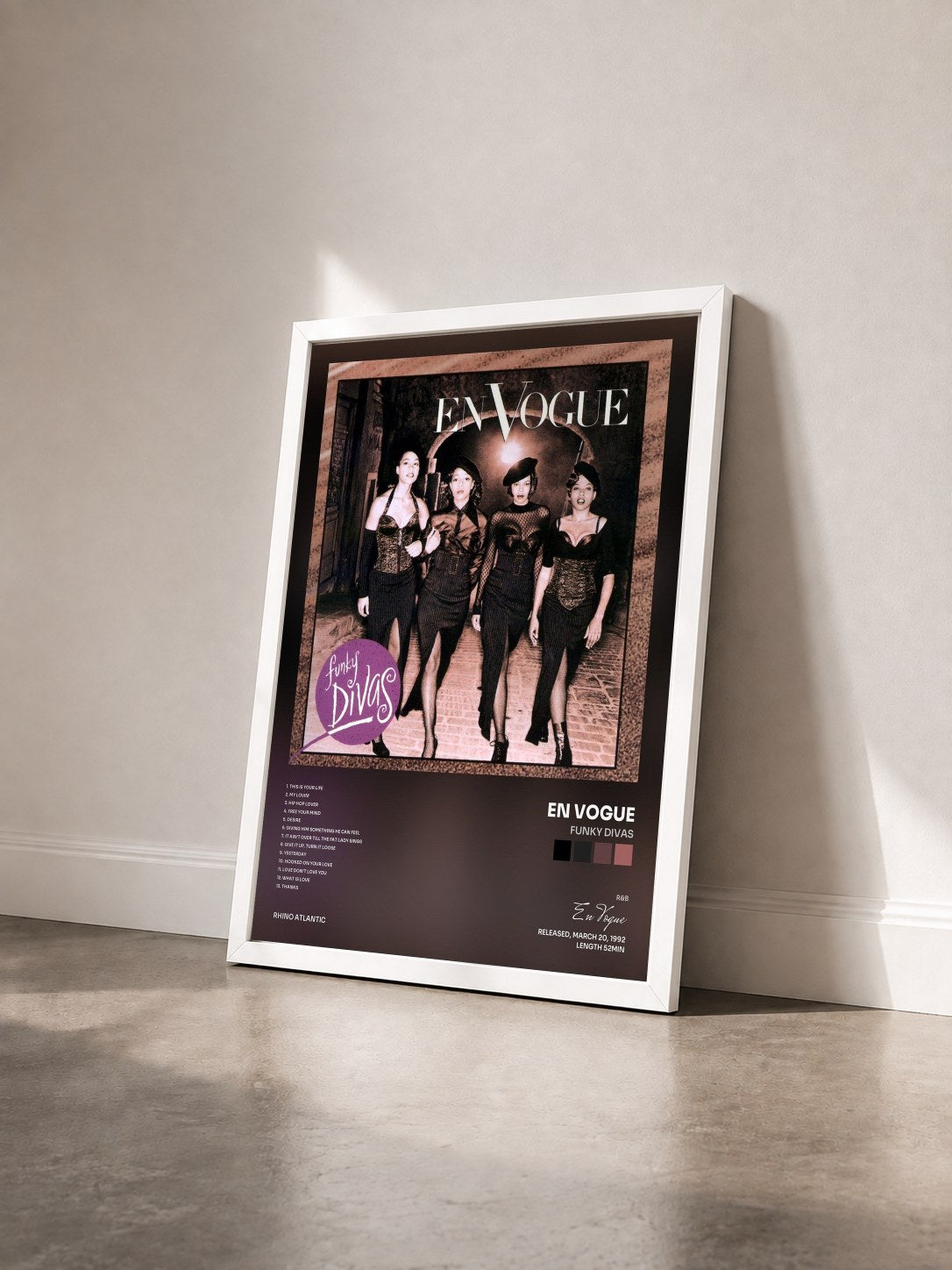 #blanc Tableau de l'album Funky Divas de En Vogue vu de trois quarts, cadre blanc