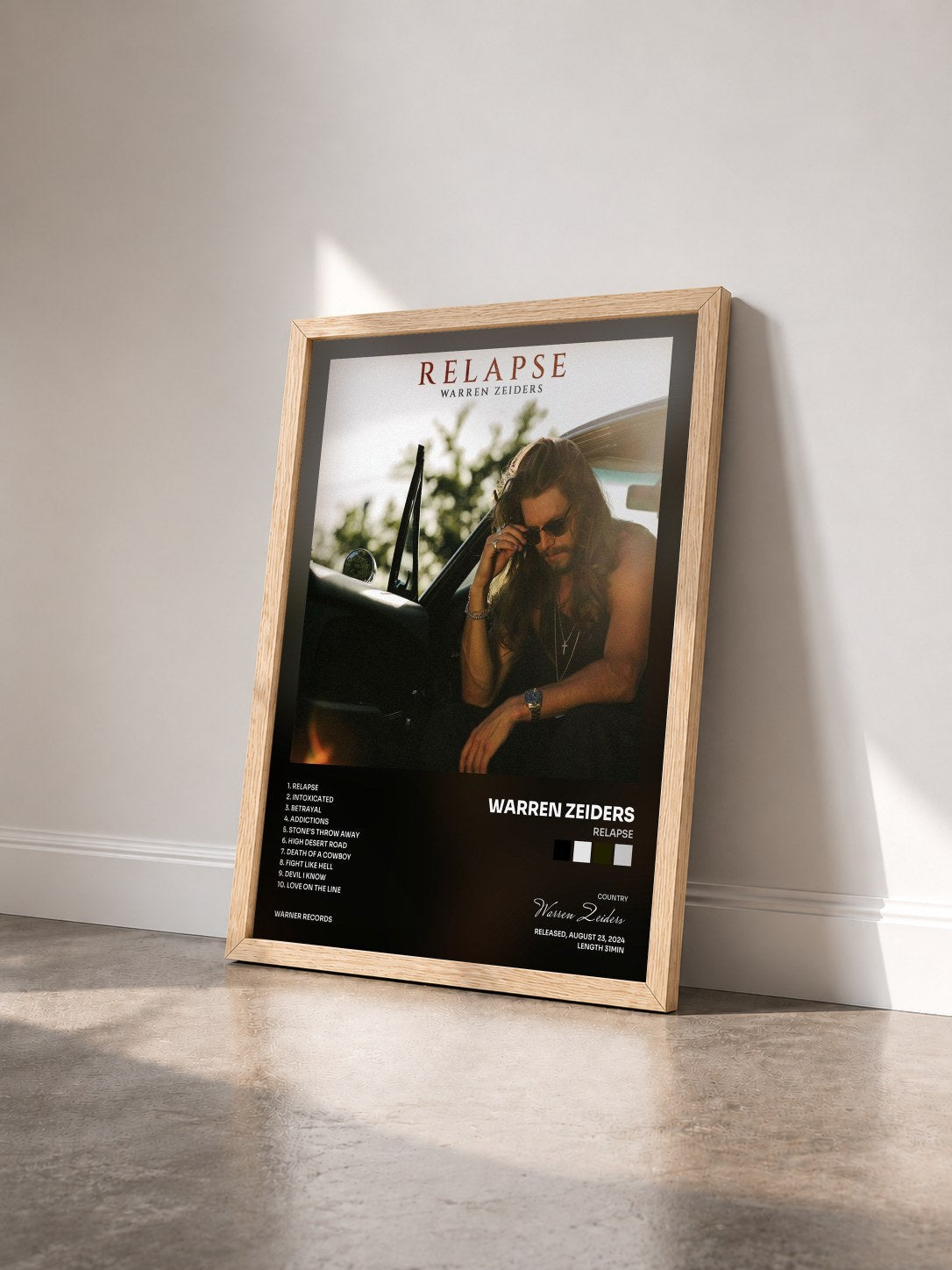 #bois Tableau de l'album Relapse de Warren Zeiders vu de trois quarts, cadre en bois brut