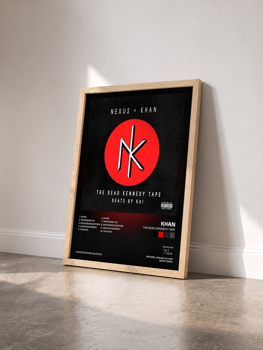 #bois Tableau de l'album The Dead Kennedy Tape de Khan vu de trois quarts, cadre en bois brut