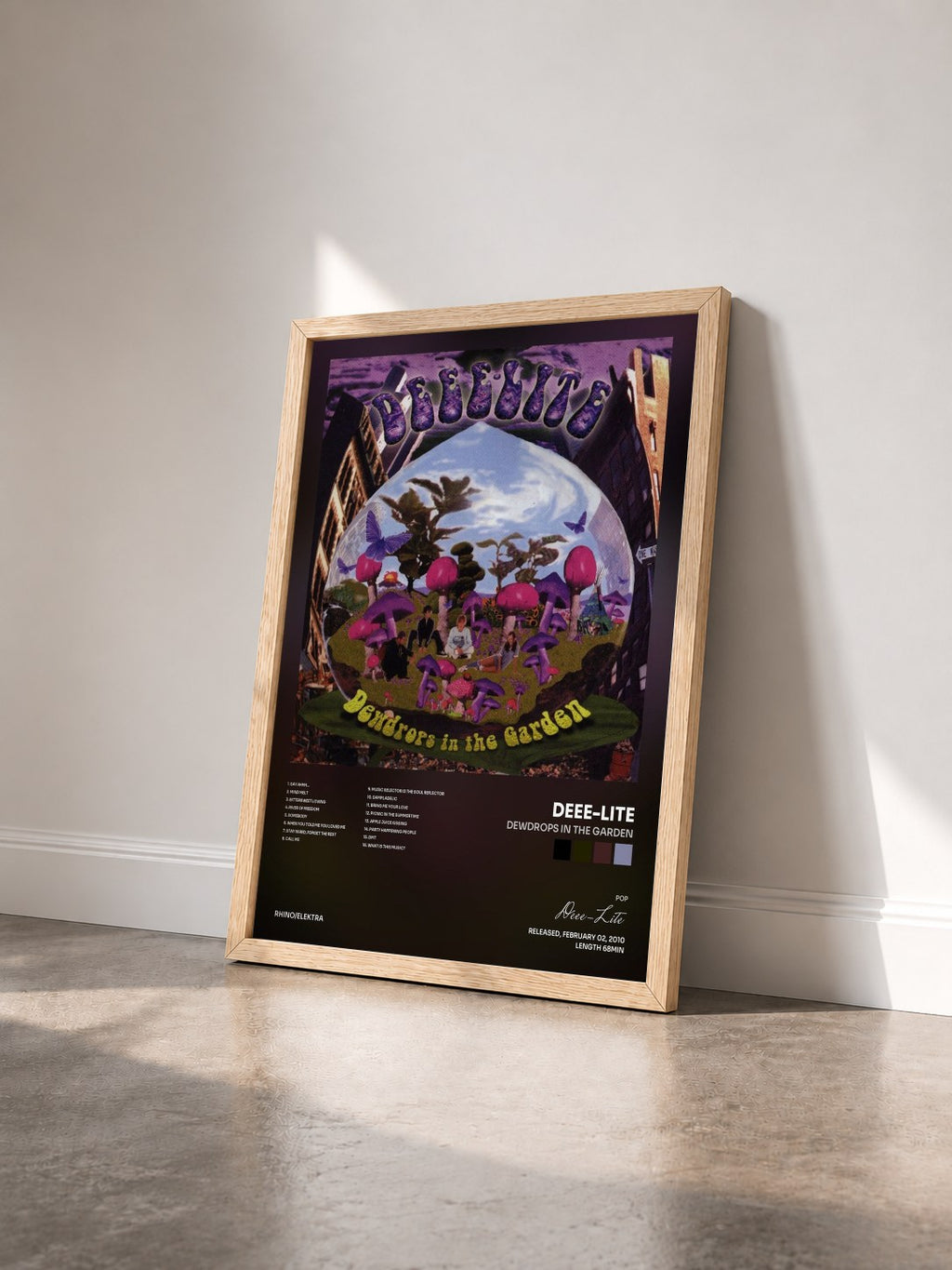 #bois Tableau de l'album Dewdrops in the Garden de Deee-Lite vu de trois quarts, cadre en bois brut