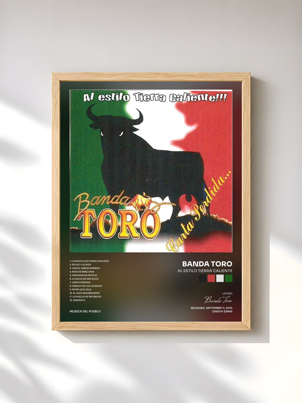 #bois Tableau de l'album Al Estilo Tierra Caliente de Banda Toro, cadre en bois brut, imprimé et encadré en France