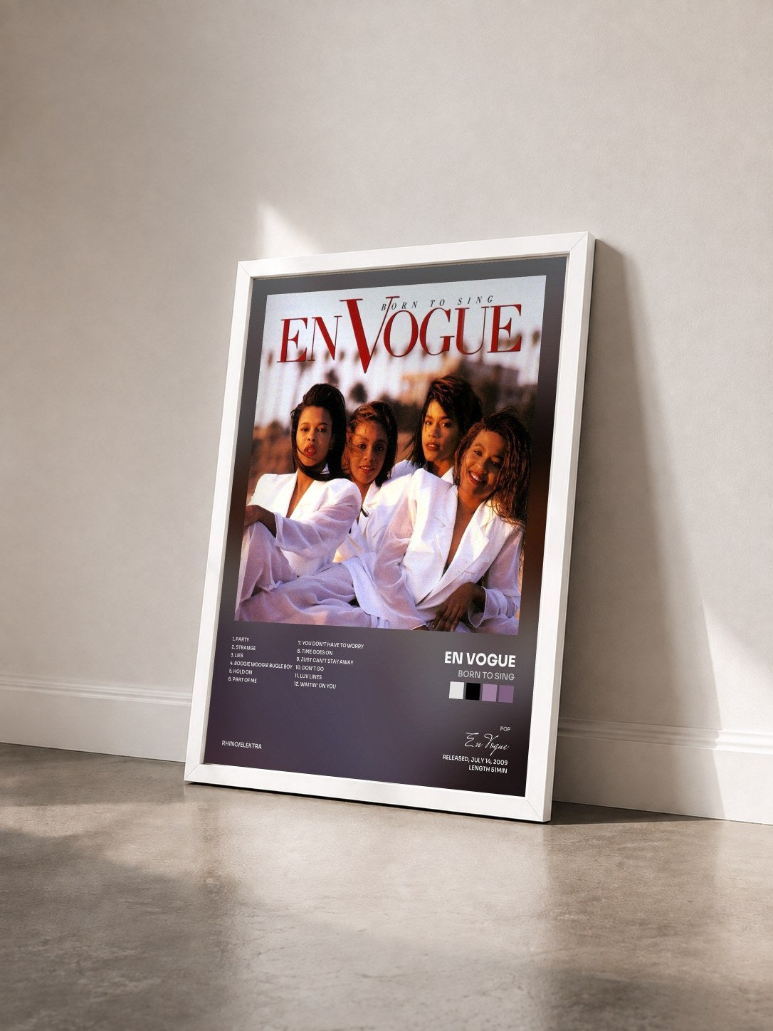 #blanc Tableau de l'album Born to Sing de En Vogue vu de trois quarts, cadre blanc