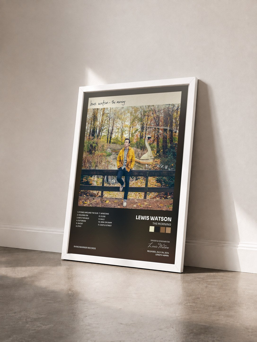 #blanc Tableau de l'album the morning de Lewis Watson vu de trois quarts, cadre blanc