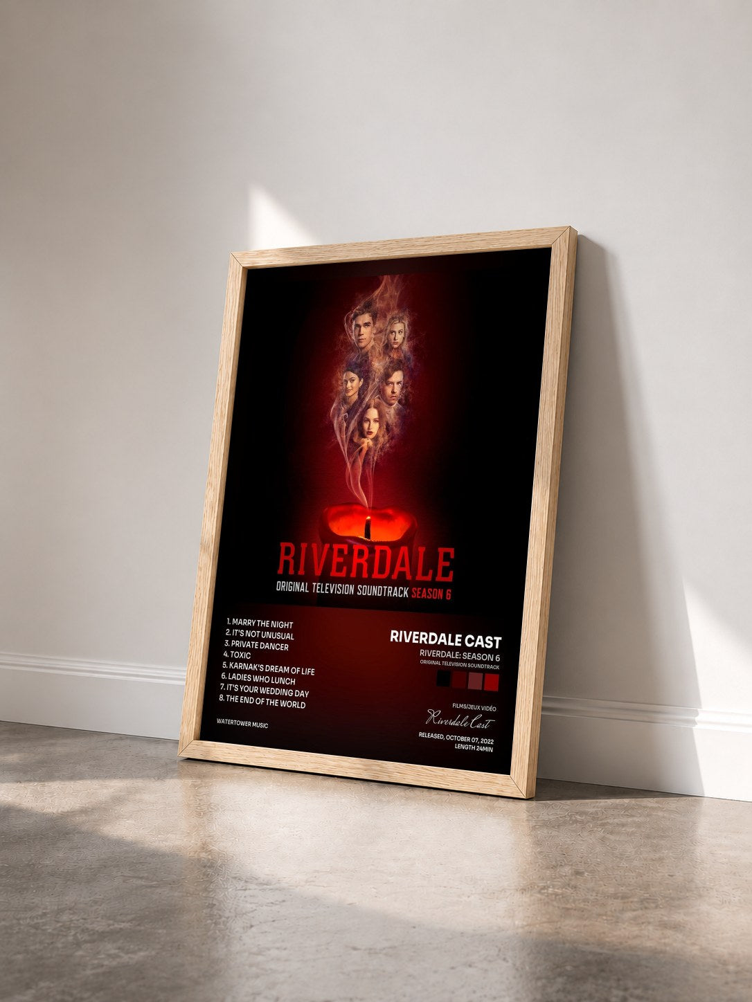 #bois Tableau de l'album Riverdale: Season 6 (Original Television Soundtrack) de Riverdale Cast vu de trois quarts, cadre en bois brut
