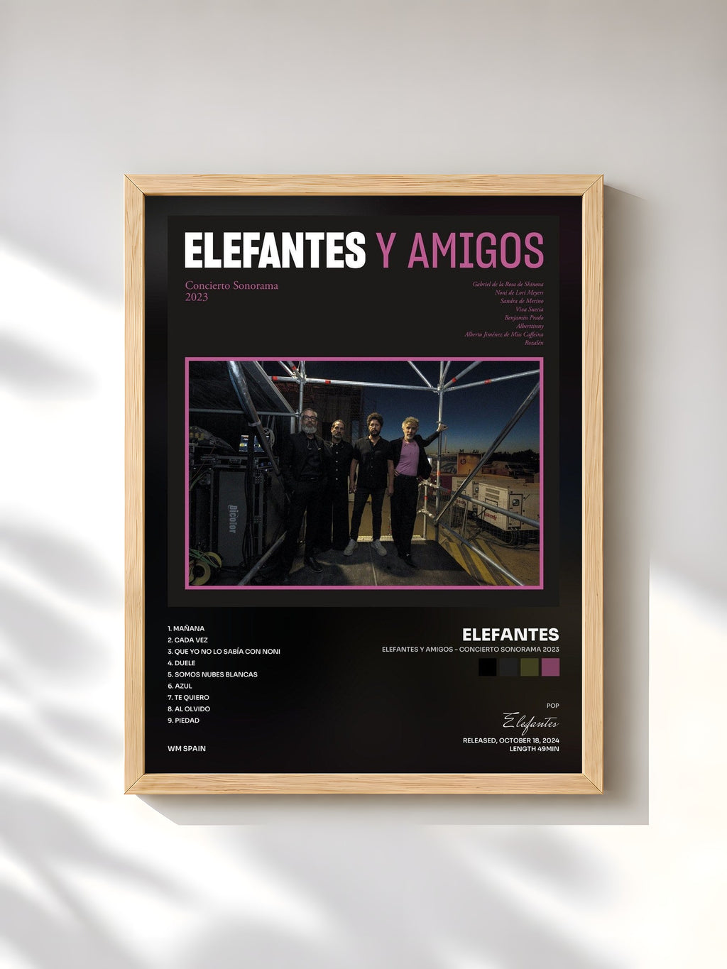 #bois Tableau de l'album Elefantes y Amigos - Concierto Sonorama 2023 de Elefantes, cadre en bois brut, imprimé et encadré en France