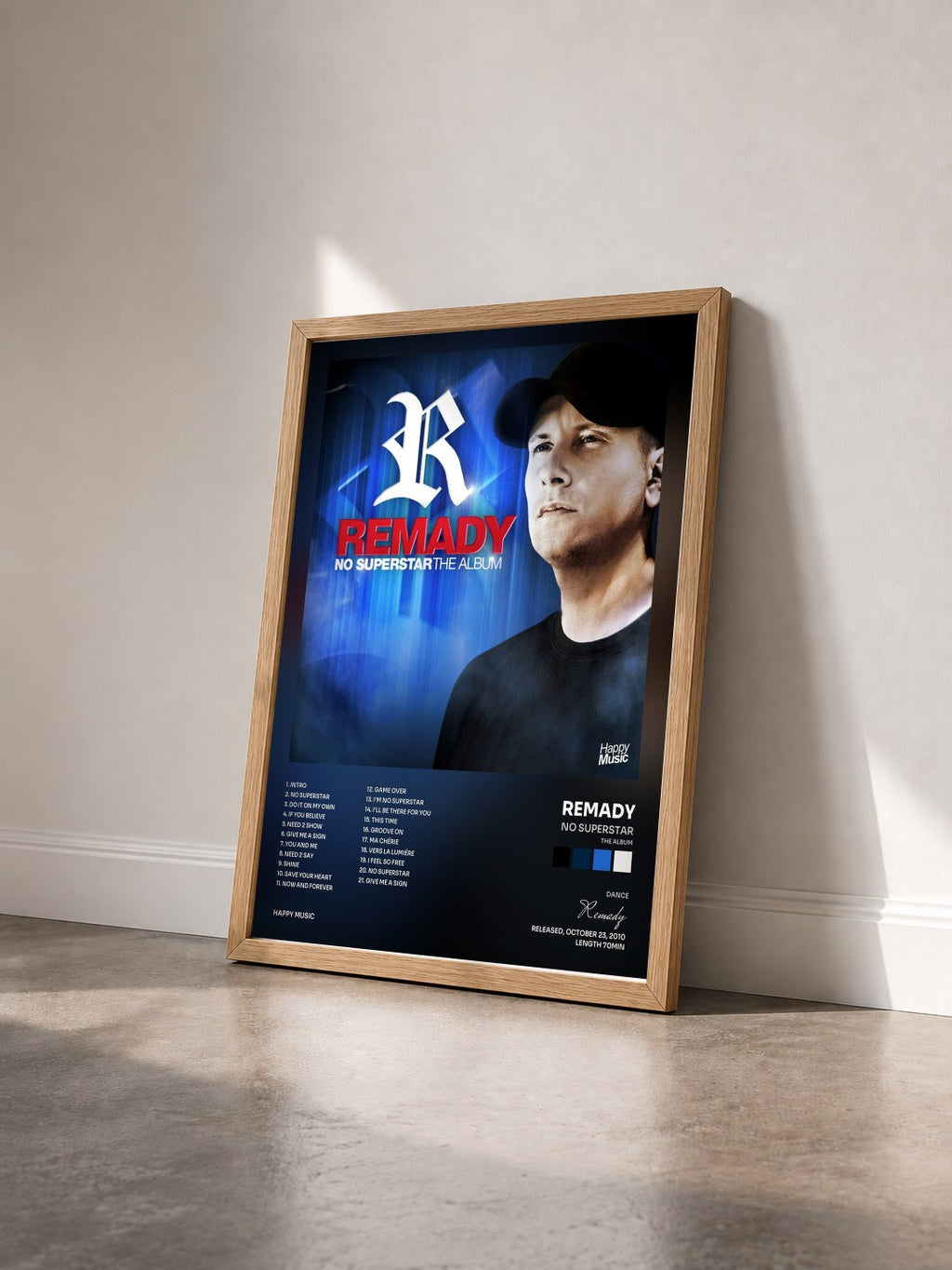 #bois Tableau de l'album No Superstar (The Album) de Remady vu de trois quarts, cadre en bois brut