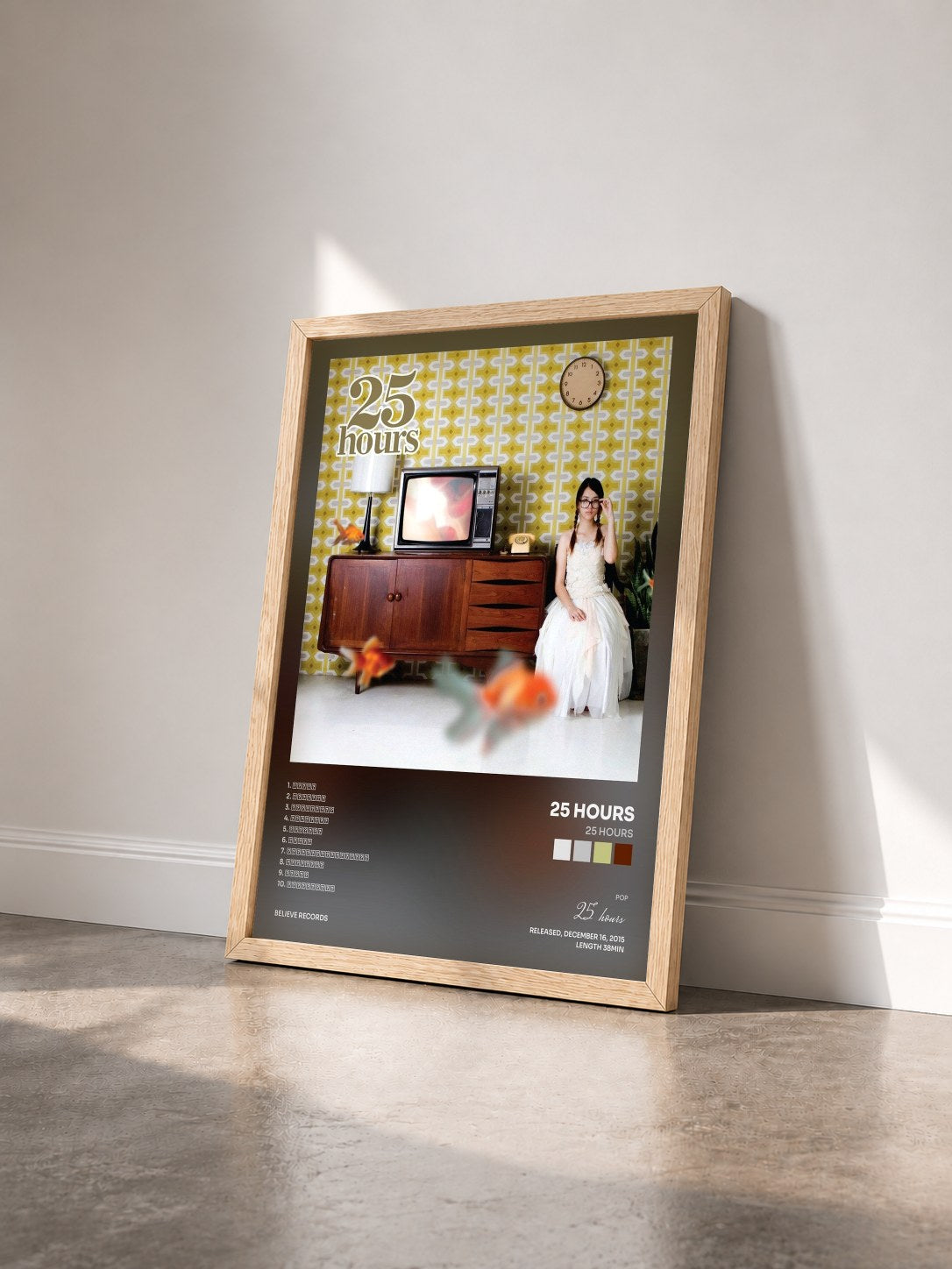 #bois Tableau de l'album 25 Hours de 25 hours vu de trois quarts, cadre en bois brut