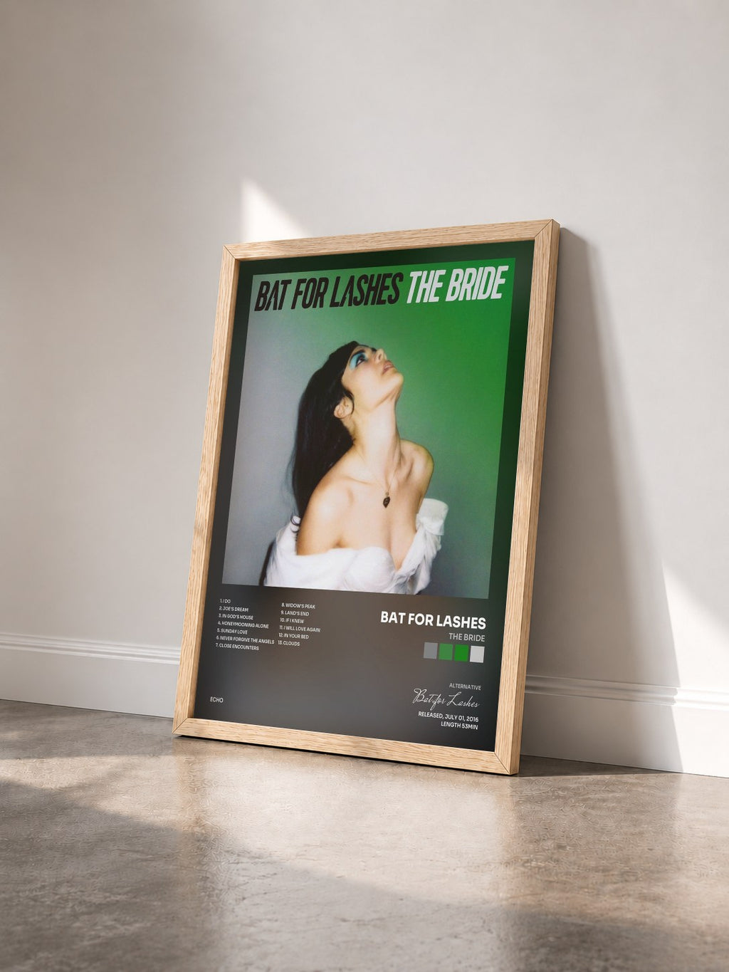 #bois Tableau de l'album The Bride de Bat for Lashes vu de trois quarts, cadre en bois brut