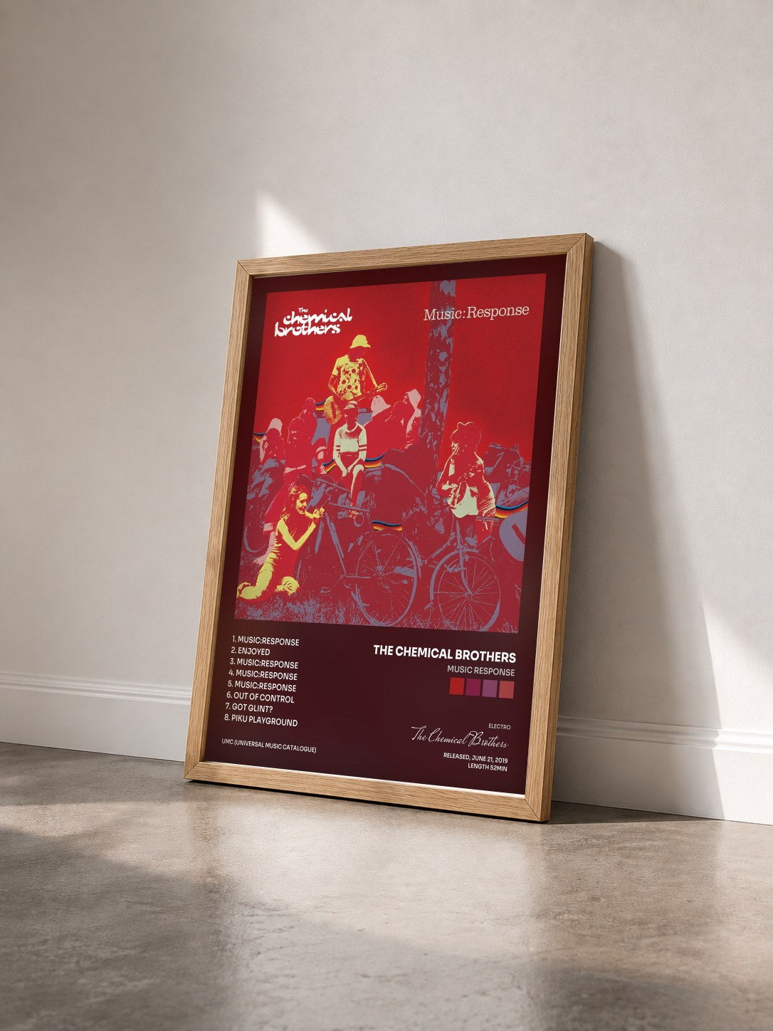 #bois Tableau de l'album Music Response de The Chemical Brothers vu de trois quarts, cadre en bois brut