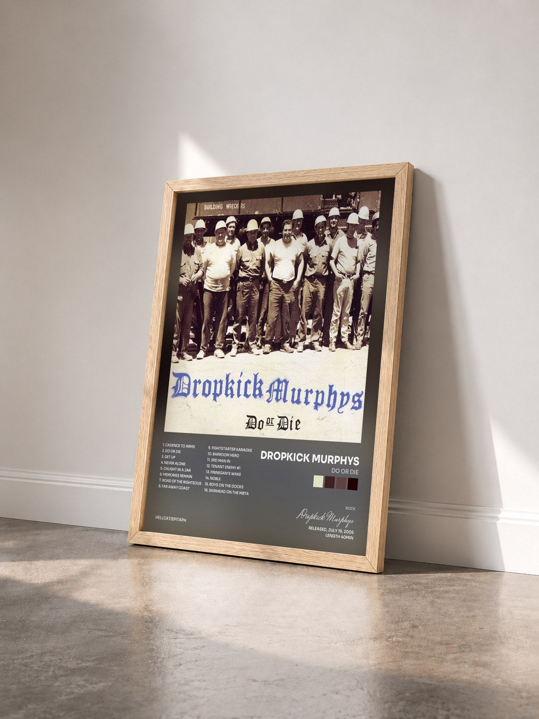 #bois Tableau de l'album Do Or Die de Dropkick Murphys vu de trois quarts, cadre en bois brut