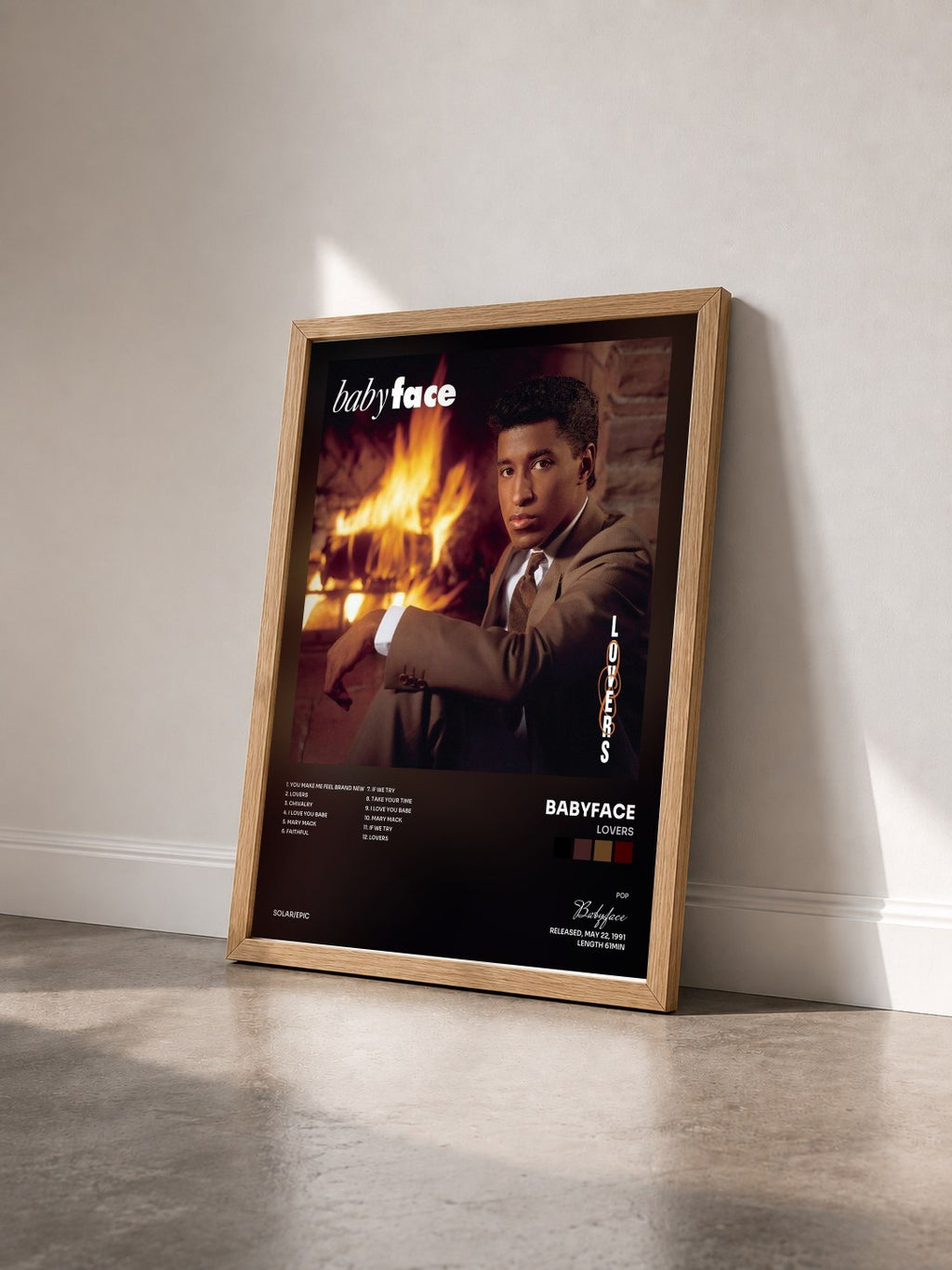 #bois Tableau de l'album Lovers de Babyface vu de trois quarts, cadre en bois brut