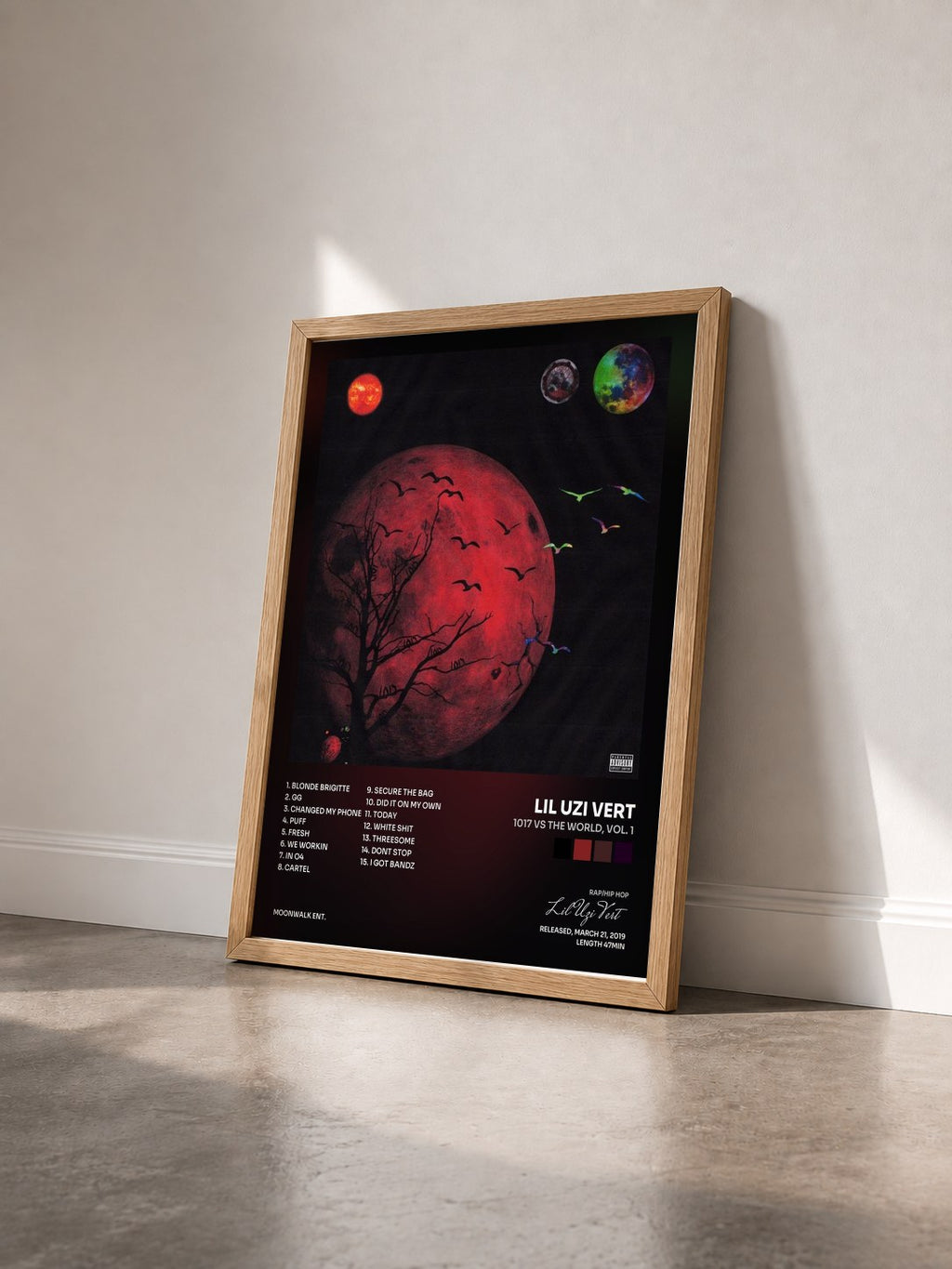#bois Tableau de l'album 1017 Vs The World, Vol. 1 de Lil Uzi Vert vu de trois quarts, cadre en bois brut