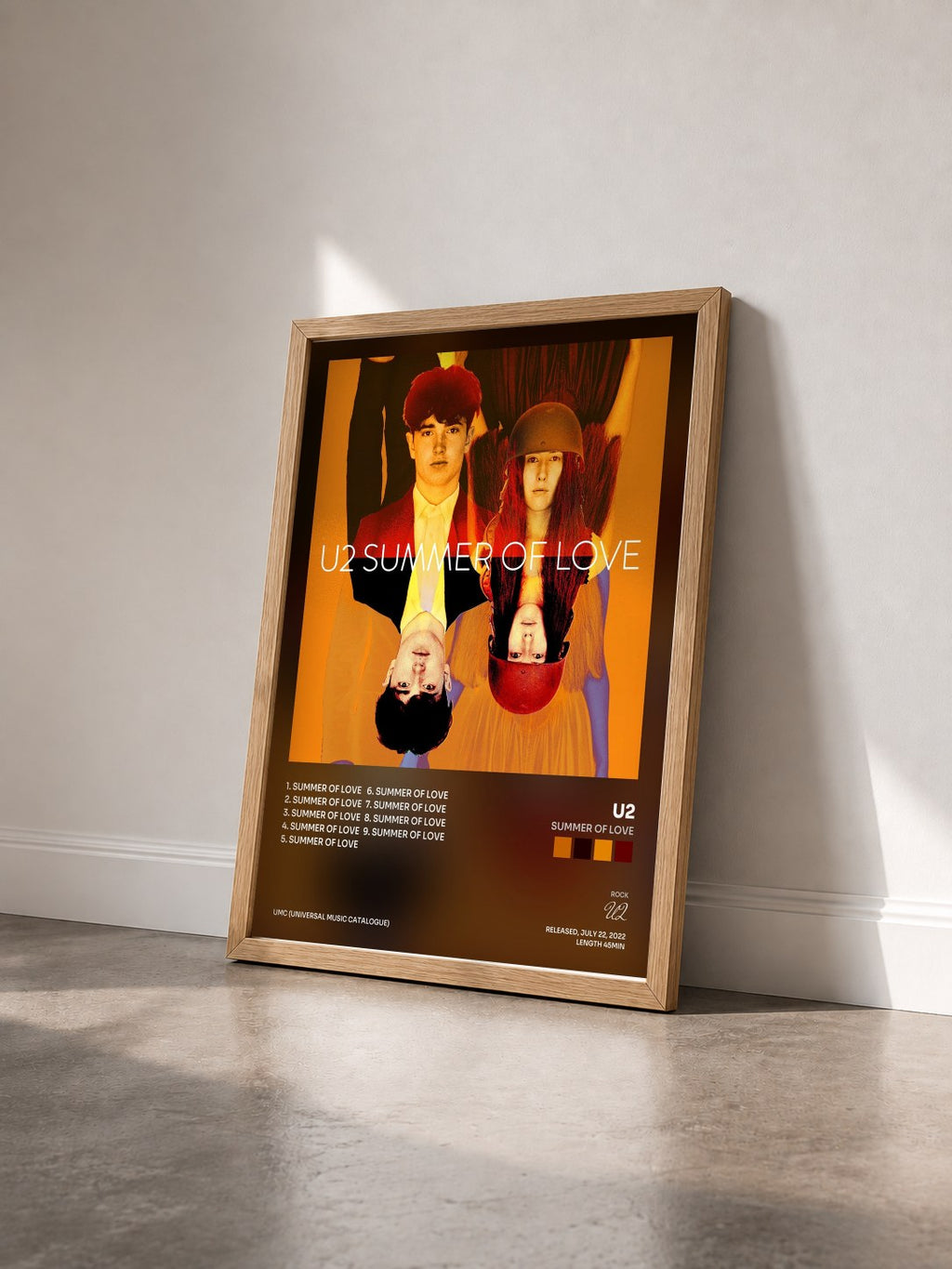 #bois Tableau de l'album Summer Of Love de U2 vu de trois quarts, cadre en bois brut