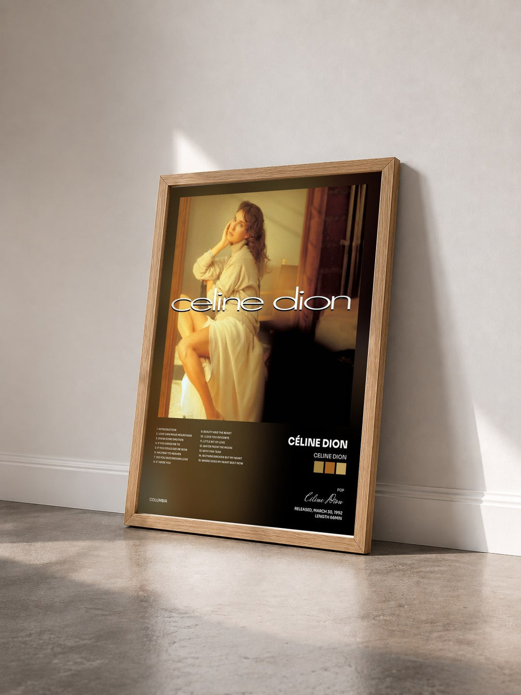 #bois Tableau de l'album Celine Dion de Céline Dion vu de trois quarts, cadre en bois brut