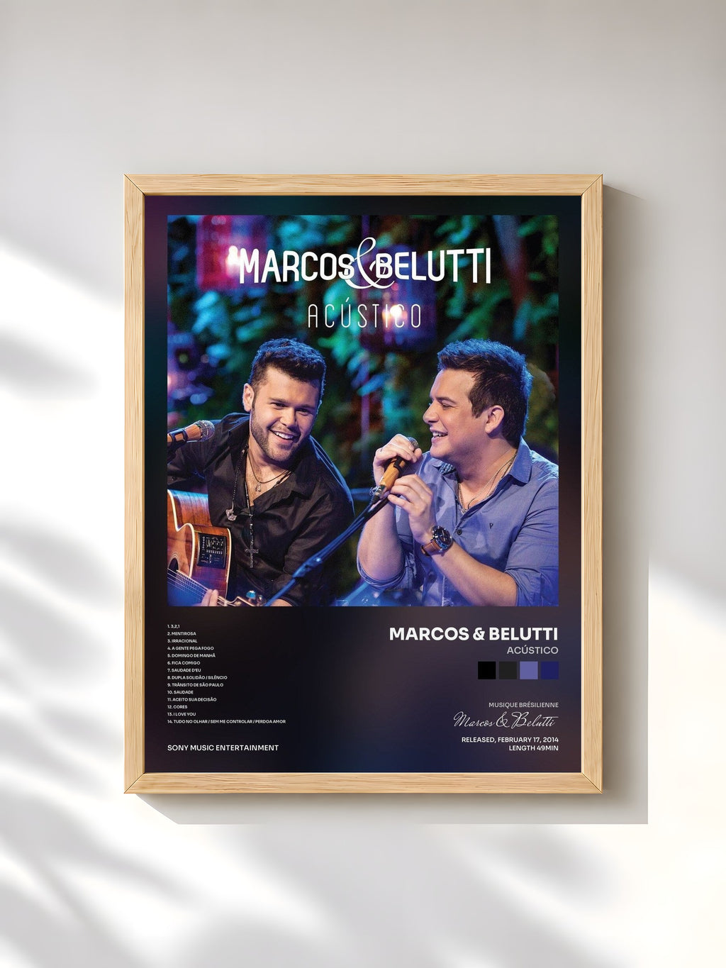 #bois Tableau de l'album Acústico de Marcos & Belutti, cadre en bois brut, imprimé et encadré en France