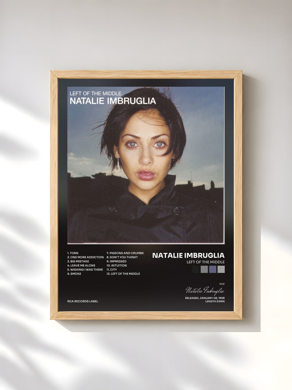 #bois Tableau de l'album Left Of The Middle de Natalie Imbruglia, cadre en bois brut, imprimé et encadré en France