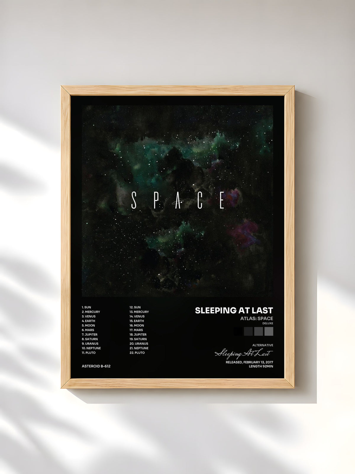 #bois Tableau de l'album Atlas: Space (Deluxe) de Sleeping At Last, cadre en bois brut, imprimé et encadré en France