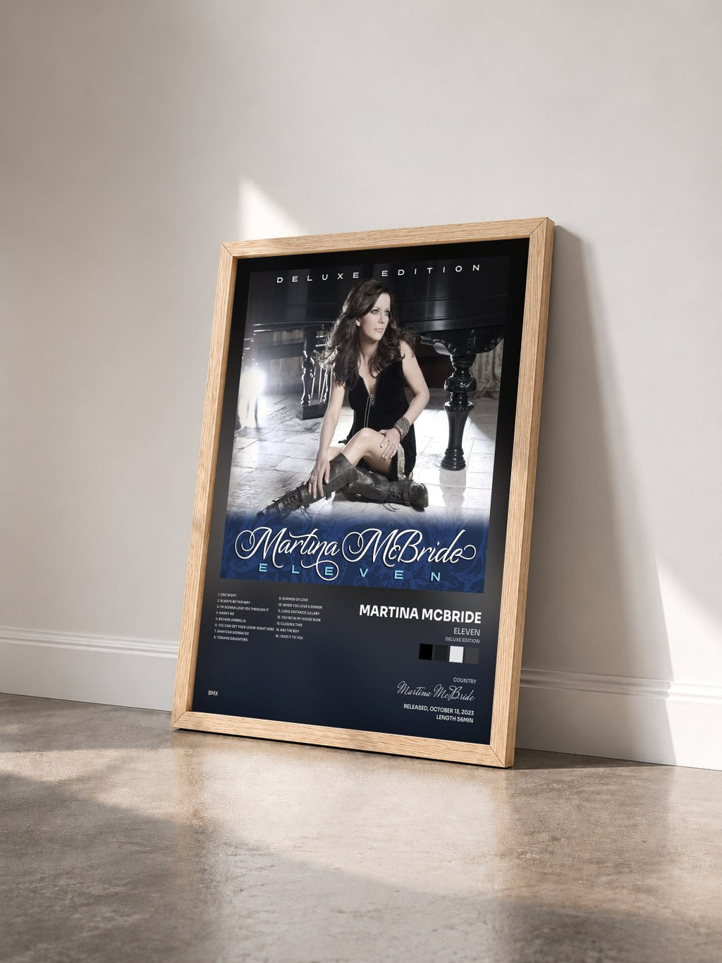 #bois Tableau de l'album Eleven (Deluxe Edition) de Martina McBride vu de trois quarts, cadre en bois brut