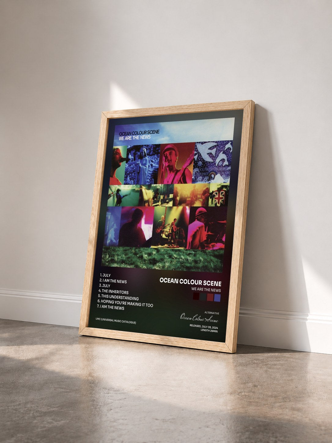 #bois Tableau de l'album We Are The News de Ocean Colour Scene vu de trois quarts, cadre en bois brut