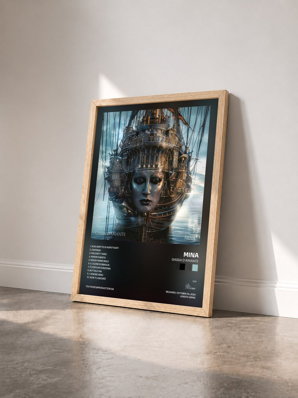 #bois Tableau de l'album GASSA D'AMANTE de Mina vu de trois quarts, cadre en bois brut