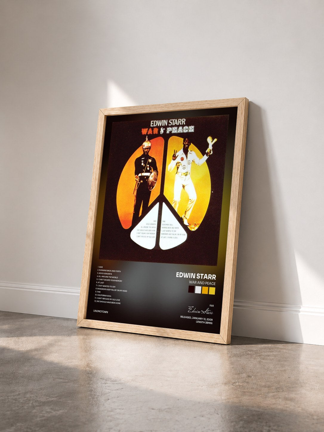 #bois Tableau de l'album War And Peace de Edwin Starr vu de trois quarts, cadre en bois brut